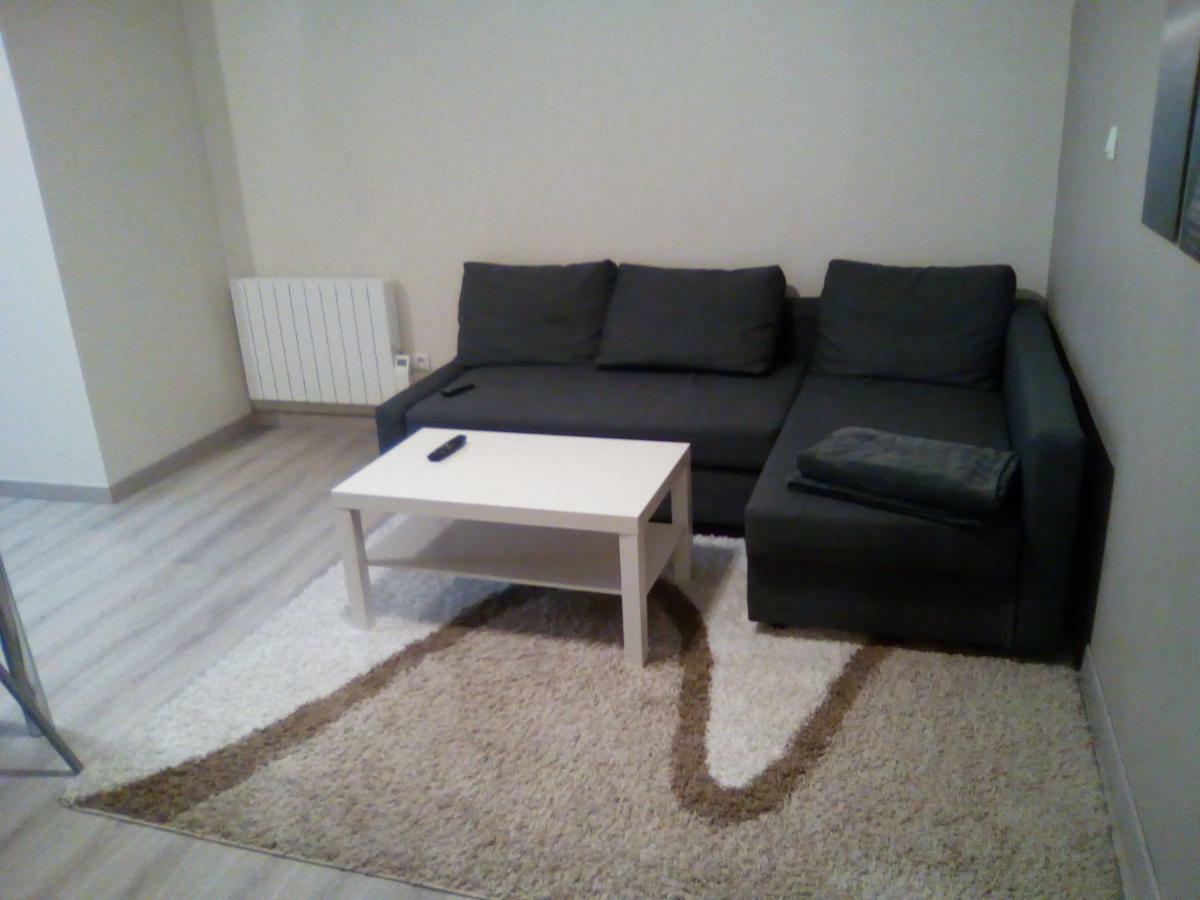 Appartement Studio au calme à Batilly  Extérieur photo